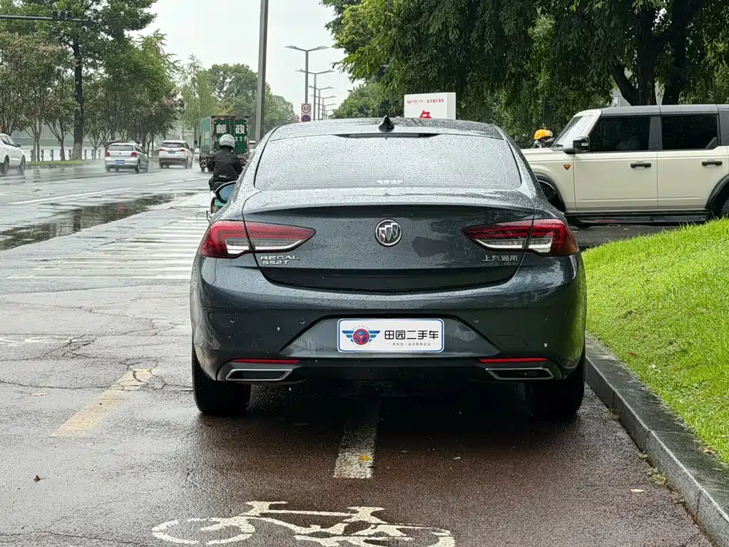 Фото 5 - Buick Regal