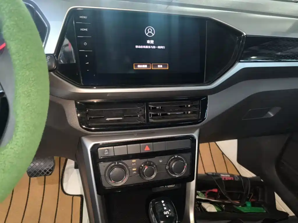 Фото 13 - Volkswagen T-Cross