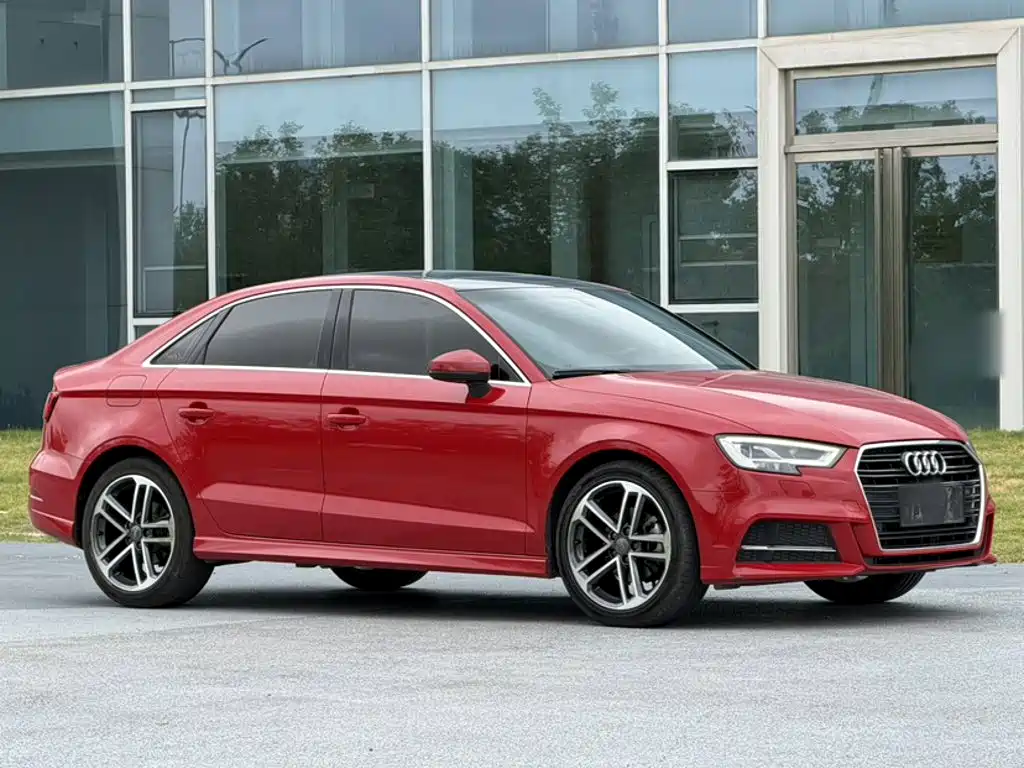 Фото 12 - Audi A3