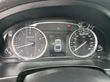 Фото 8 - Geely Borui
