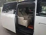 Фото 9 - Li Auto MEGA