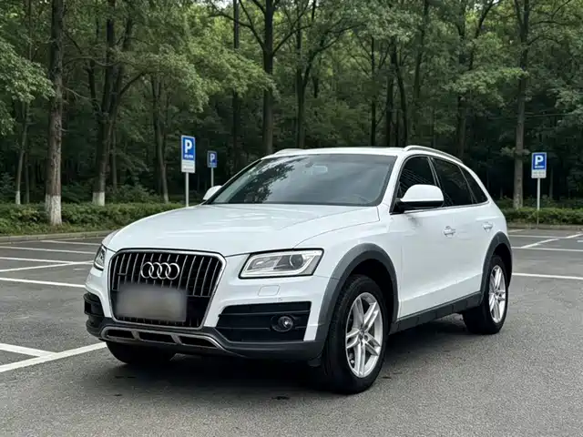 Audi Audi Q5 2017 Plus 40 TFSI Comfort