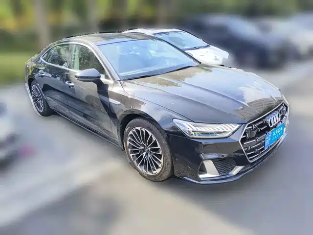 Audi A7L 2024 45 TFSI Luxury — фото 3