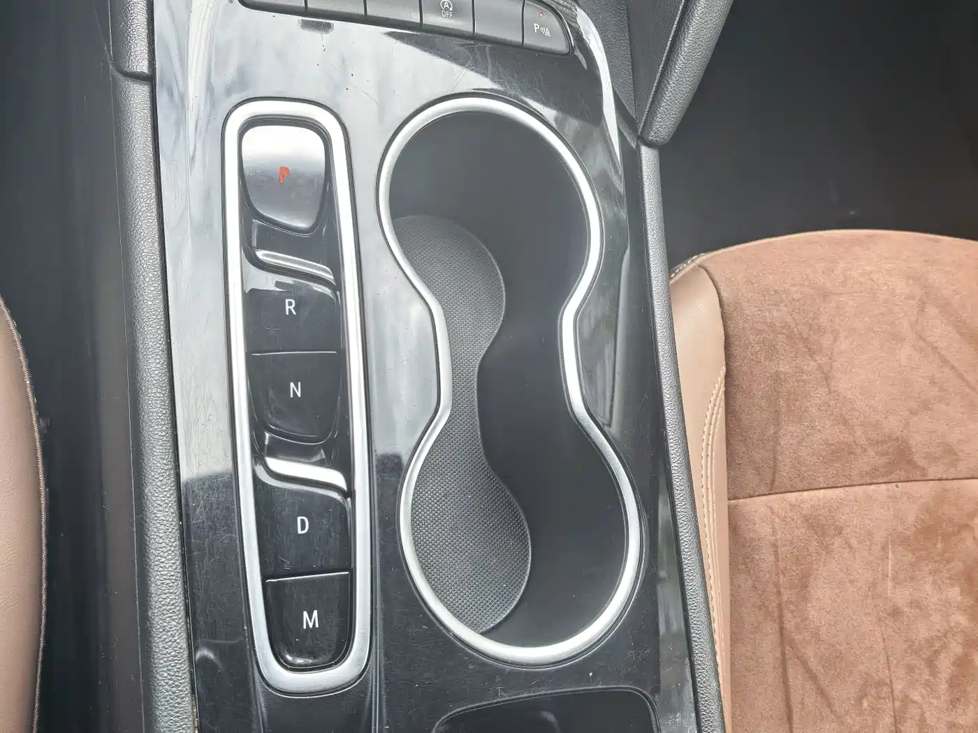 Photo 5 - Buick Regal