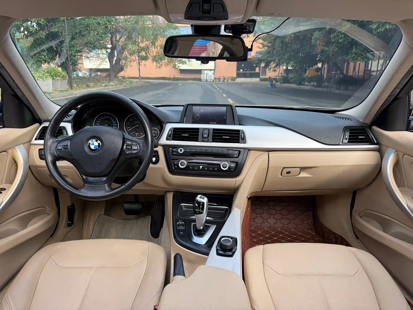 BMW 3 Series 2015 320i Super Joy Fashion фото 12