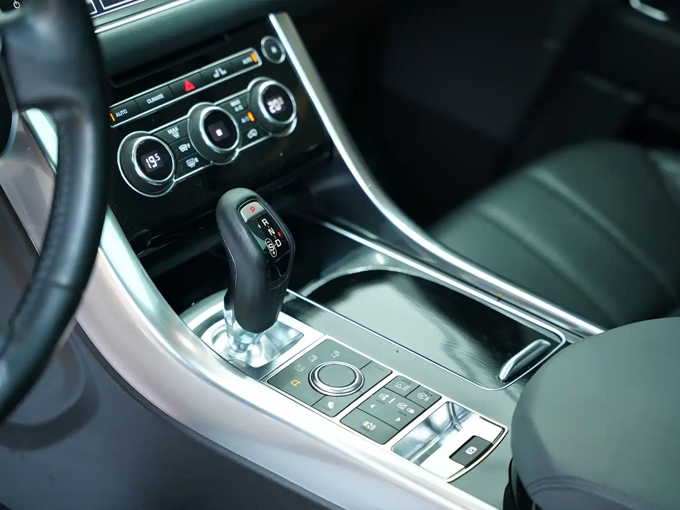 Land Rover Range Rover Sport 2015 3.0 SC V6 HSE фото 15
