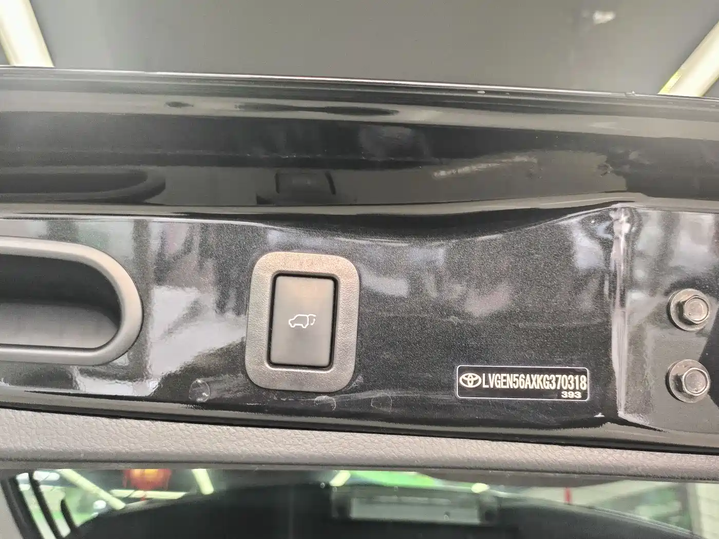 Toyota Highlander 2018 2.0T 4WD Ultimate 7-seater China VI фото 16