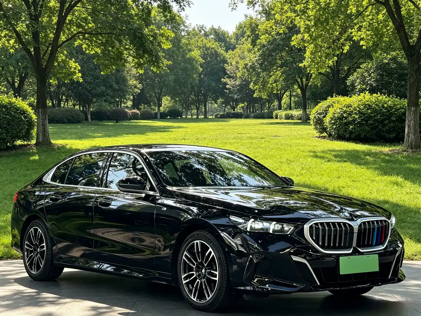 Фото 3 - BMW 5 Series