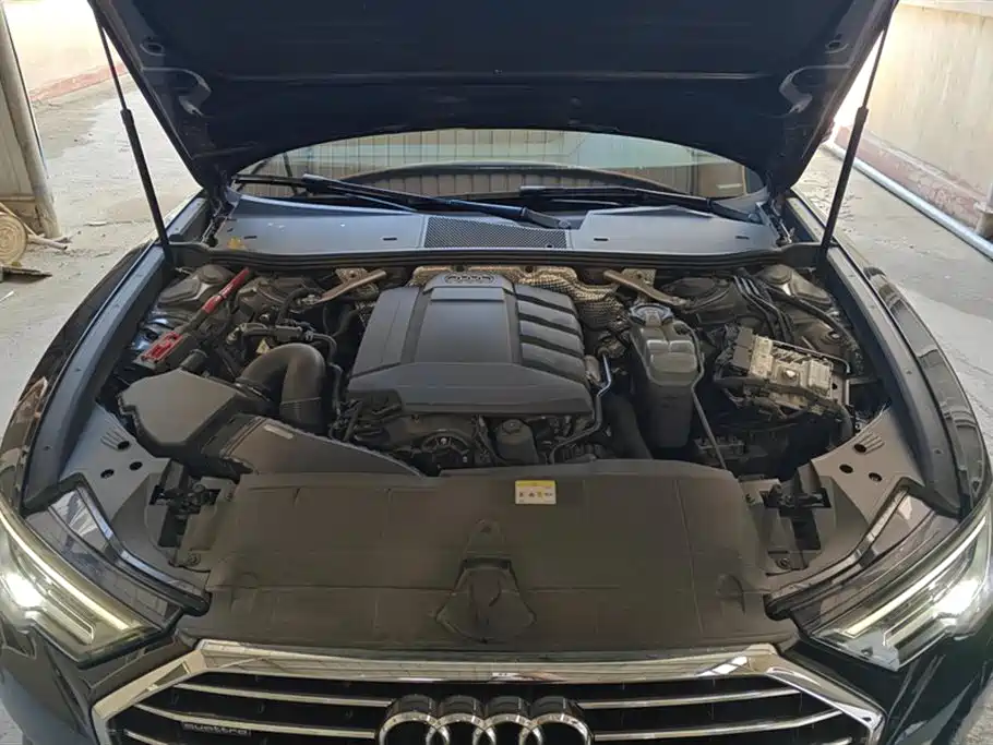 Audi A6L 2021 45 TFSI quattro Exclusive Elegance фото 10