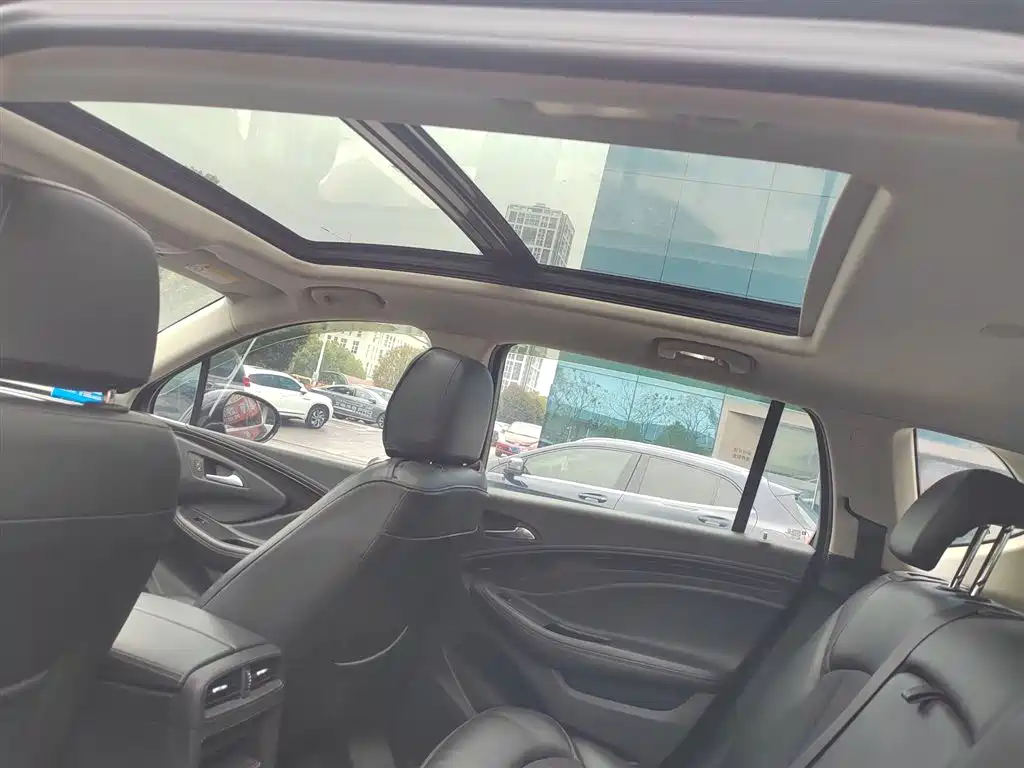 Buick Envision Plus 2021 532T FWD Leading Trim фото 14