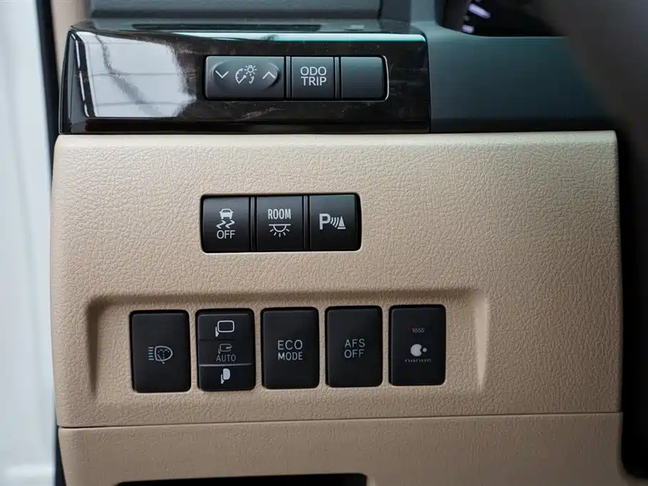 Toyota Alphard 2012 3.5L Premium Edition фото 13