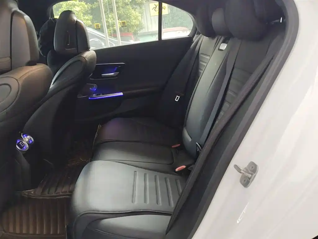 Mercedes-Benz C-Class 2024 Facelift C 260 L Sport фото 17