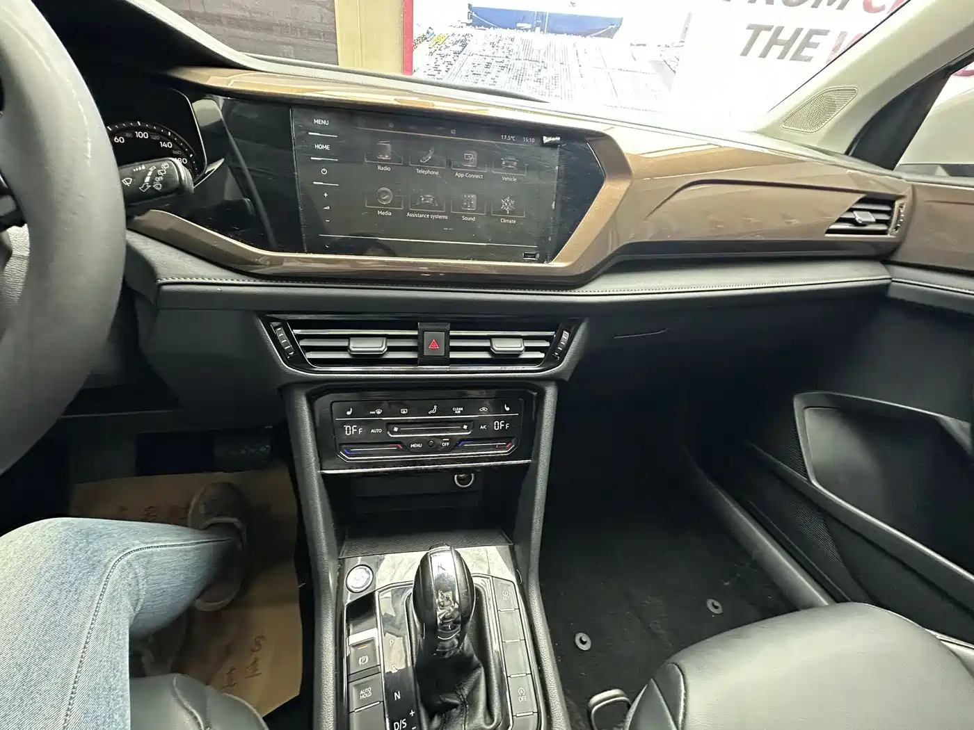 Volkswagen Tharu 2021 280TSI 2WD Luxury Plus фото 12