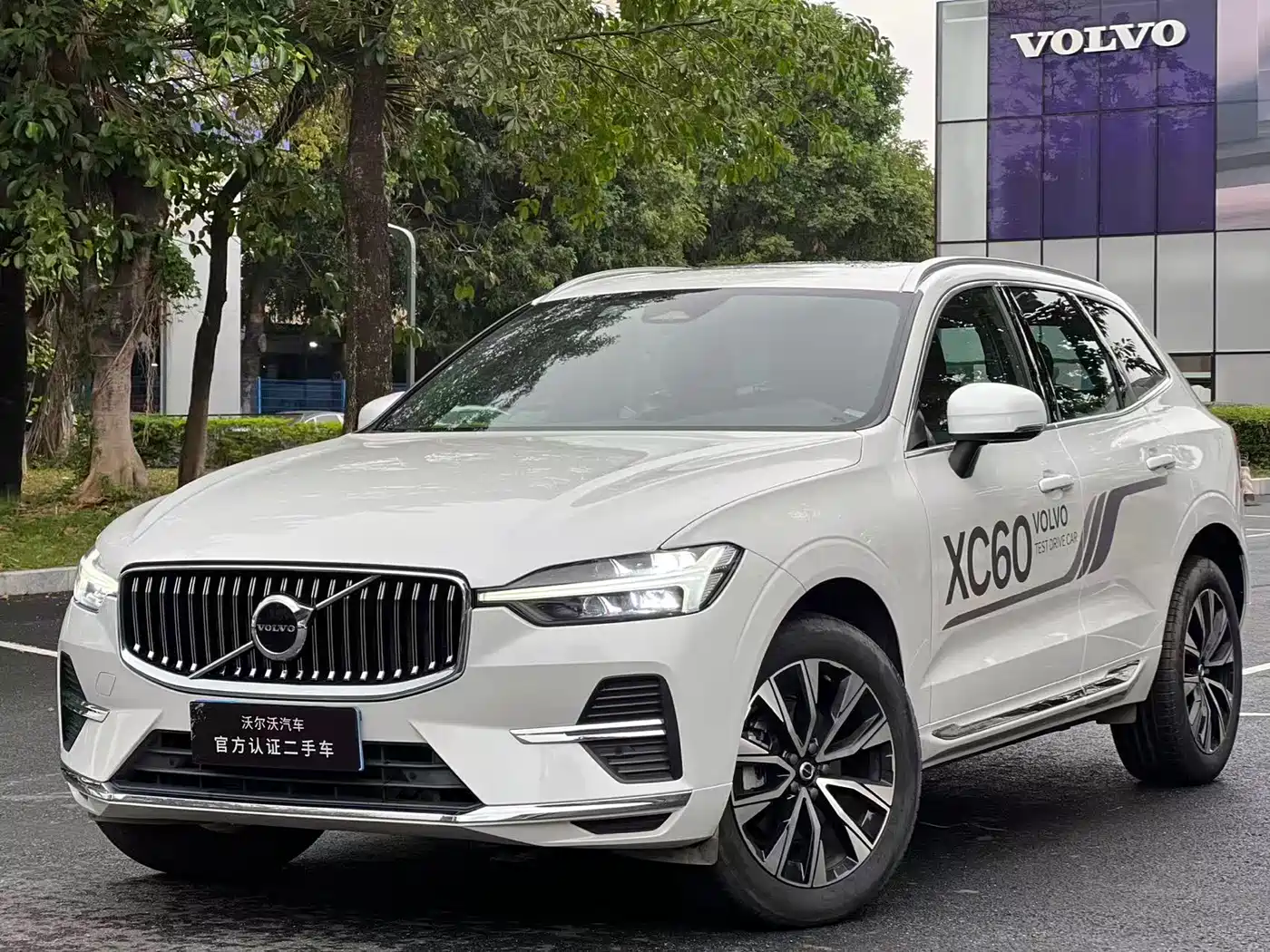 VOLVO XC60