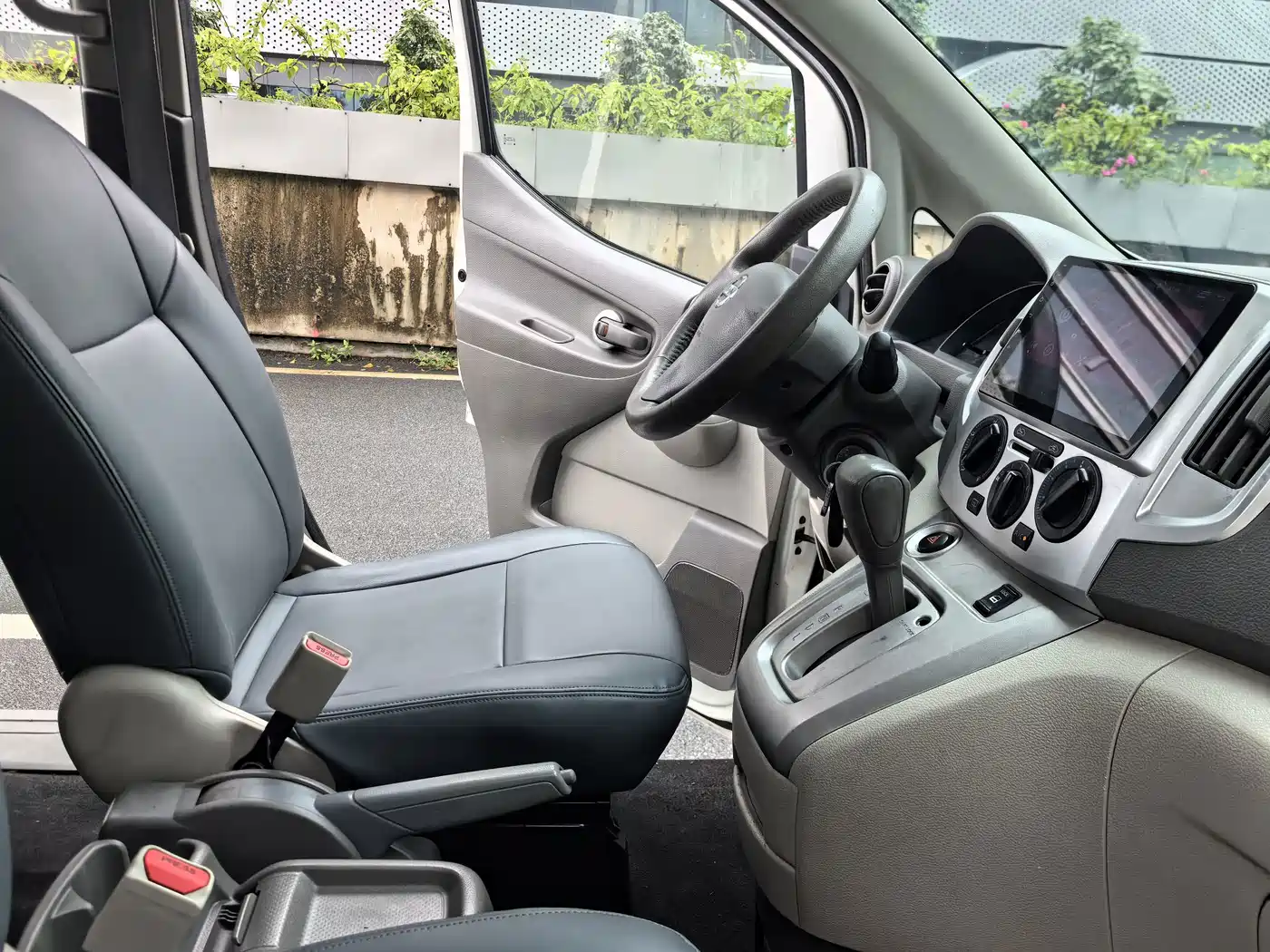 Nissan NV200 2016 2016 1.6L CVT Luxury