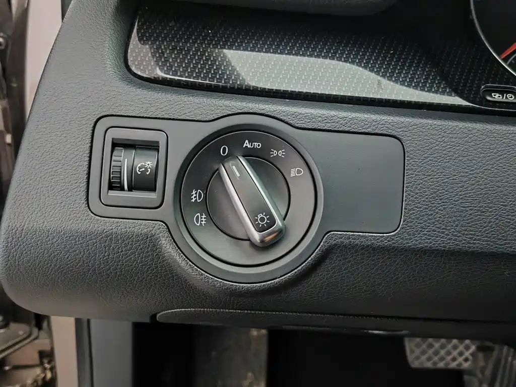 صورة 21 - Volkswagen Magotan