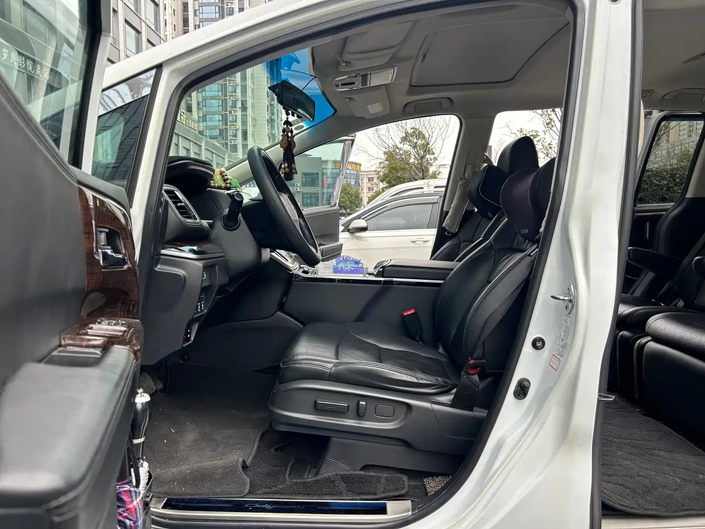 Photo 7 - Honda Odyssey