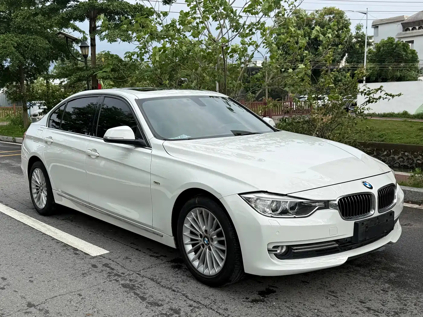 BMW 3 Series 2013 328Li Luxury Design Package фото 3