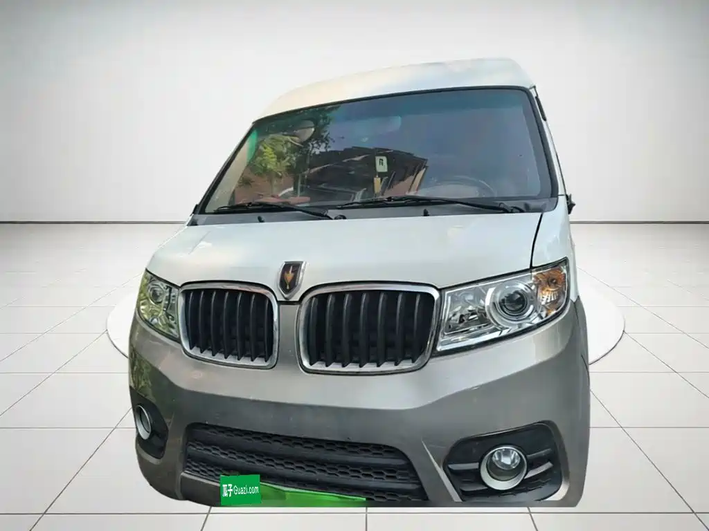 Jinbei New Hiace X30L 2021 2021 1.5L Fortune Non-AC Version Van China VI SWC15M