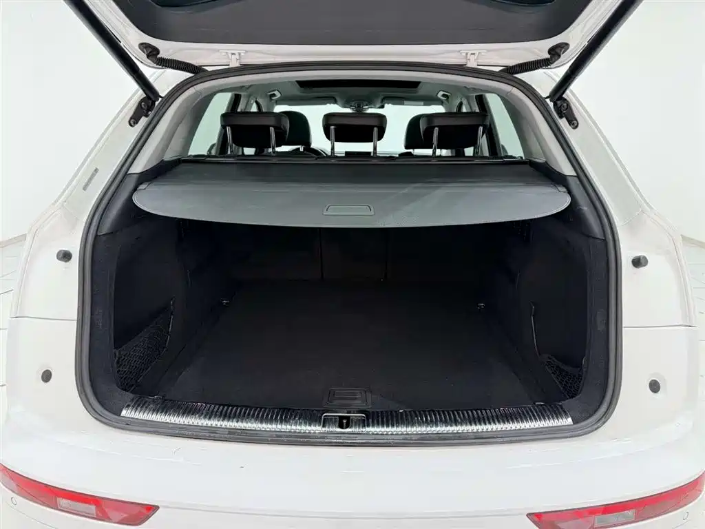Audi Q5L 2018 45 TFSI Exclusive Fashion (China V) фото 14