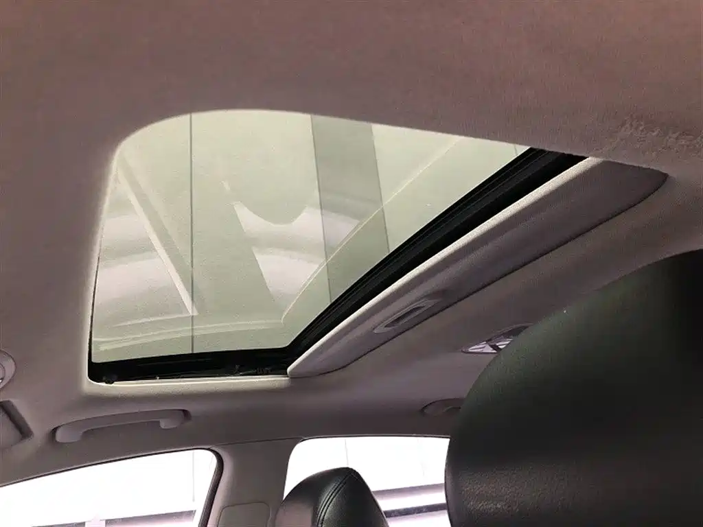 Hyundai Elantra 2019 1.4T Dual-clutch XuanDong·Vitality Type фото 11