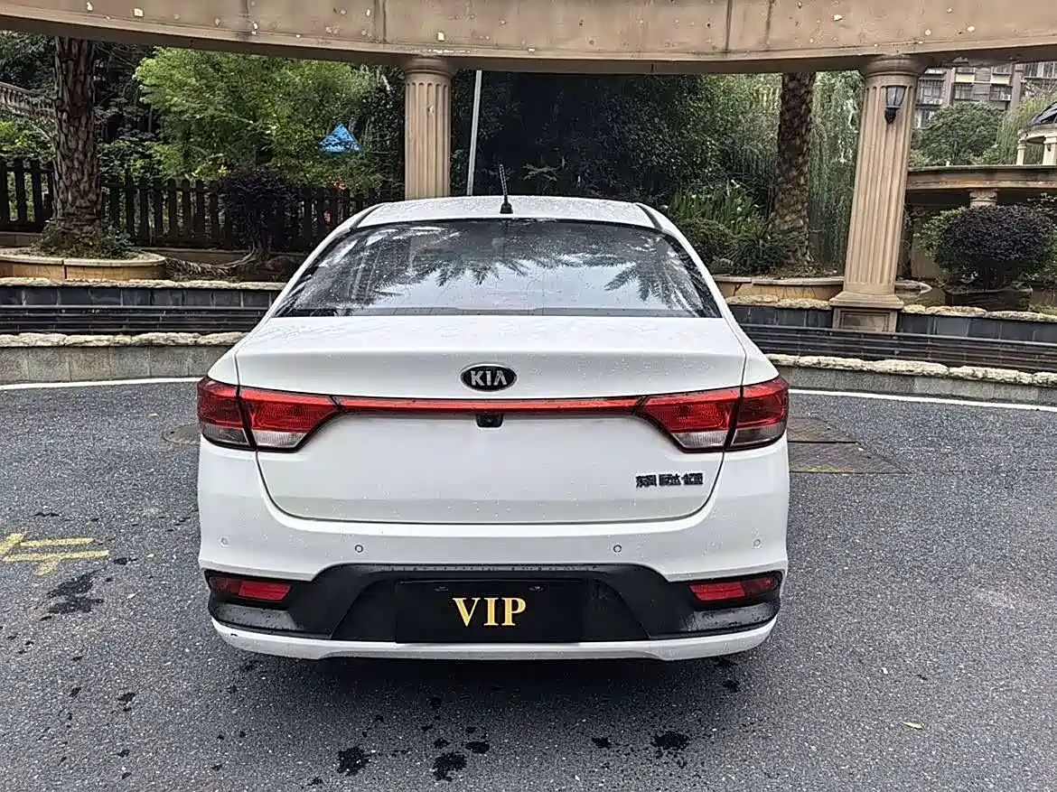 Kia K2 2019 Sedan 1.4L AT 15th Anniversary Special Edition GLS China V фото 5
