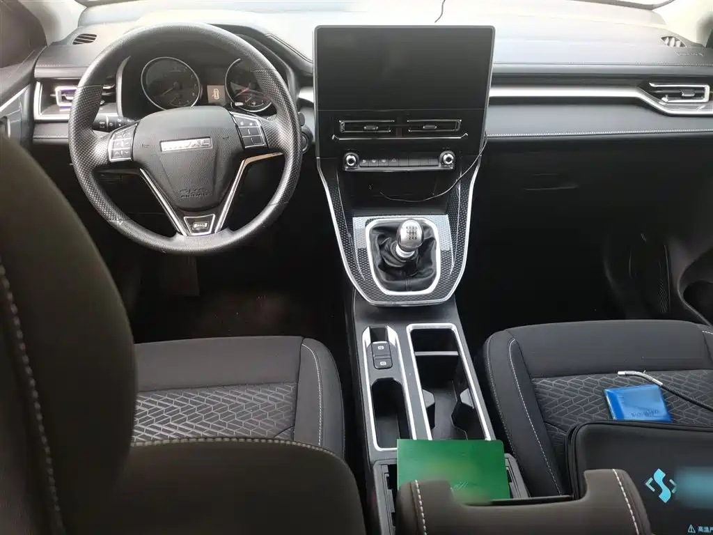 Haval M6 2023 PLUS 1.5T Manual Elite Smart Connect фото 13