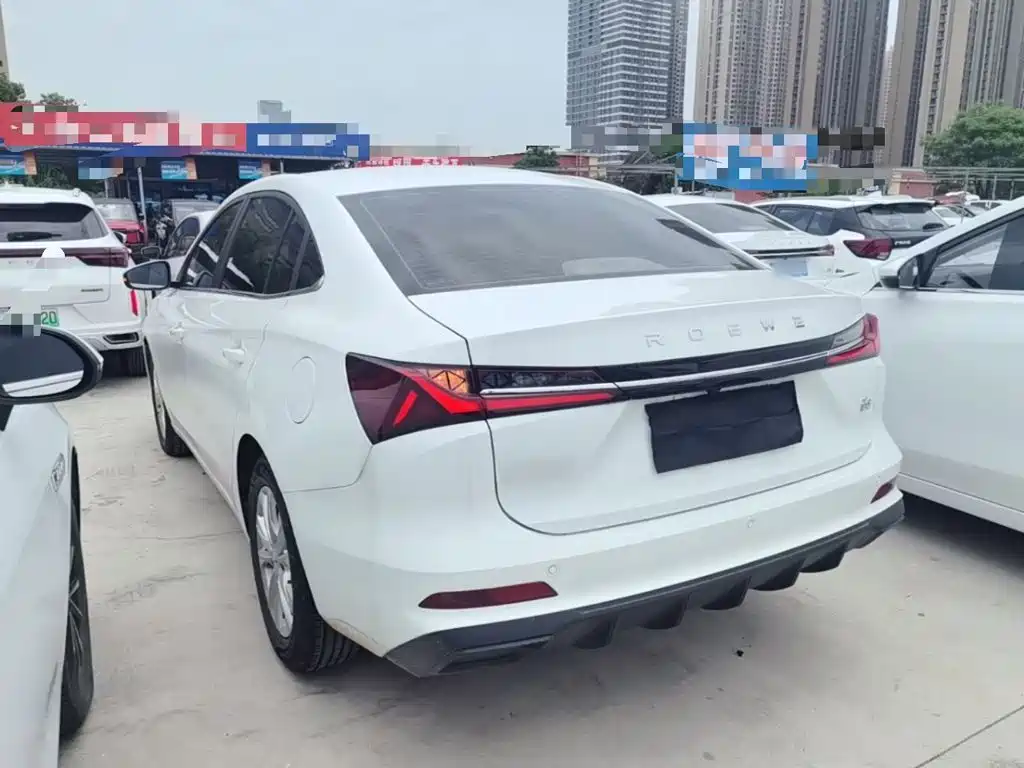 Roewe i5 2026 2026 1.5L CVT Luxury