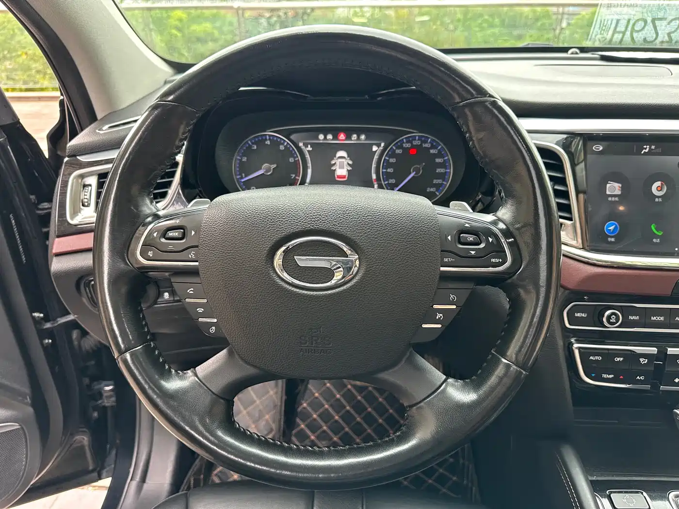 GAC Trumpchi Trumpchi GS8 2017 320T 2WD Premium (7-seater) фото 16