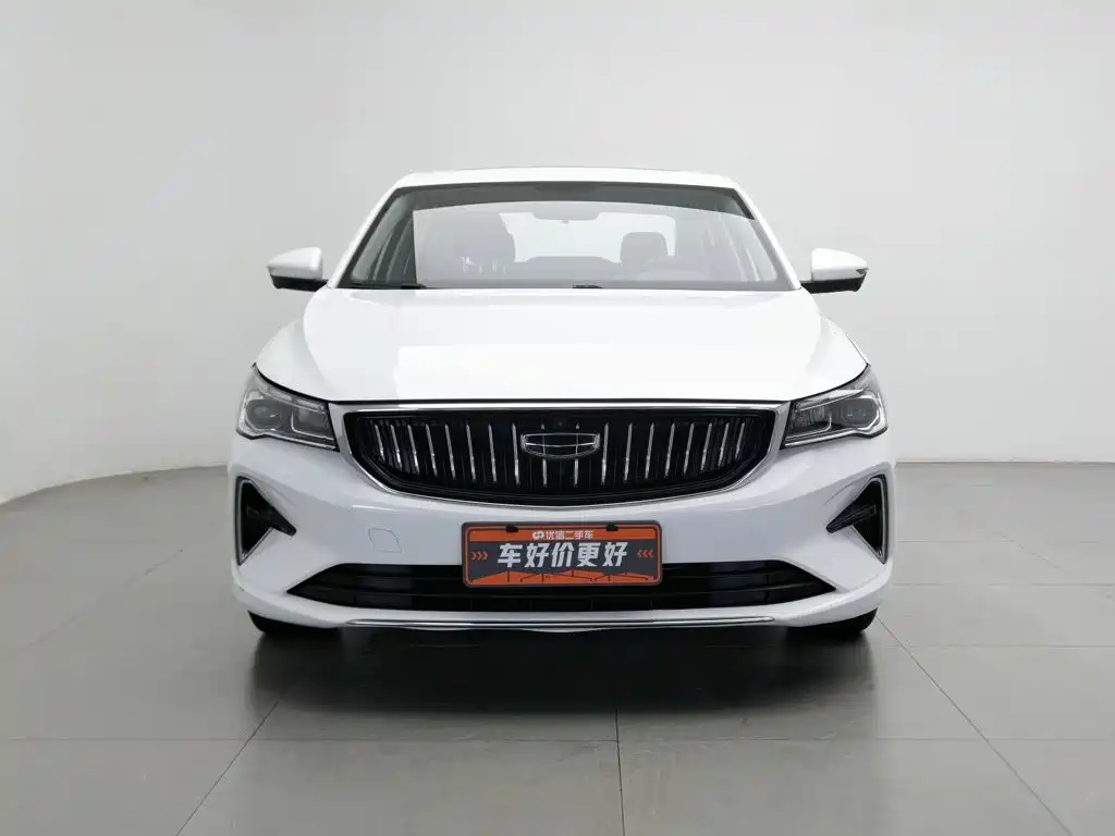 Фото 3 - Geely Emgrand