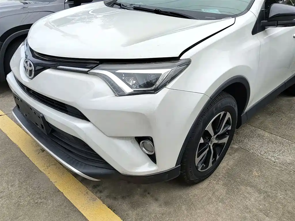 Toyota RAV4 Rongfang 2016 2.0L CVT 2WD Smart (China V) фото 24