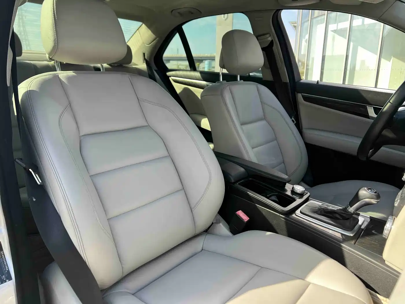 Mercedes-Benz C-Class 2011 C 200 CGI Elegance фото 10