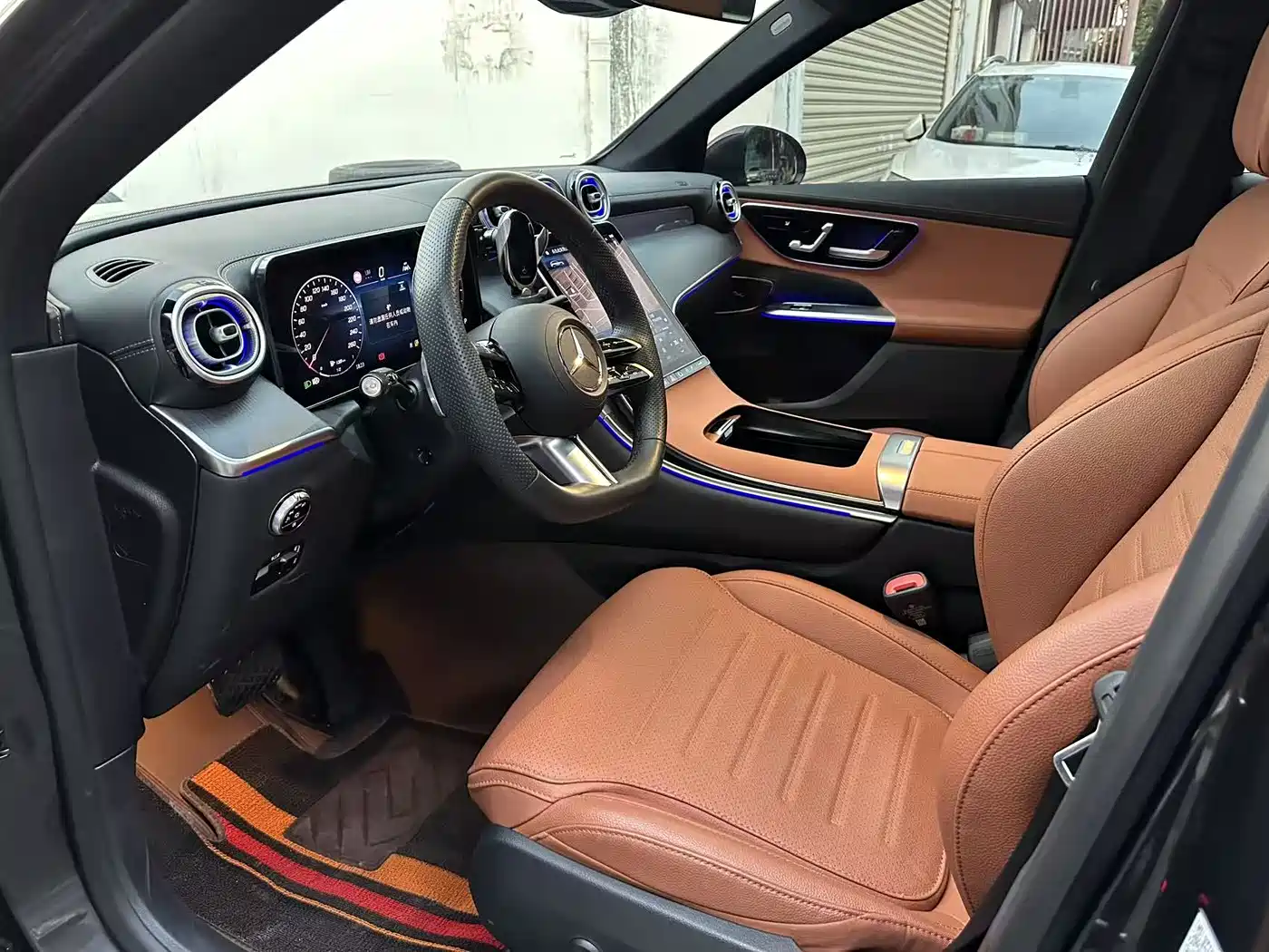 Mercedes-Benz GLC 2024 Facelift GLC 260 L 4MATIC Luxury 5-seater фото 7