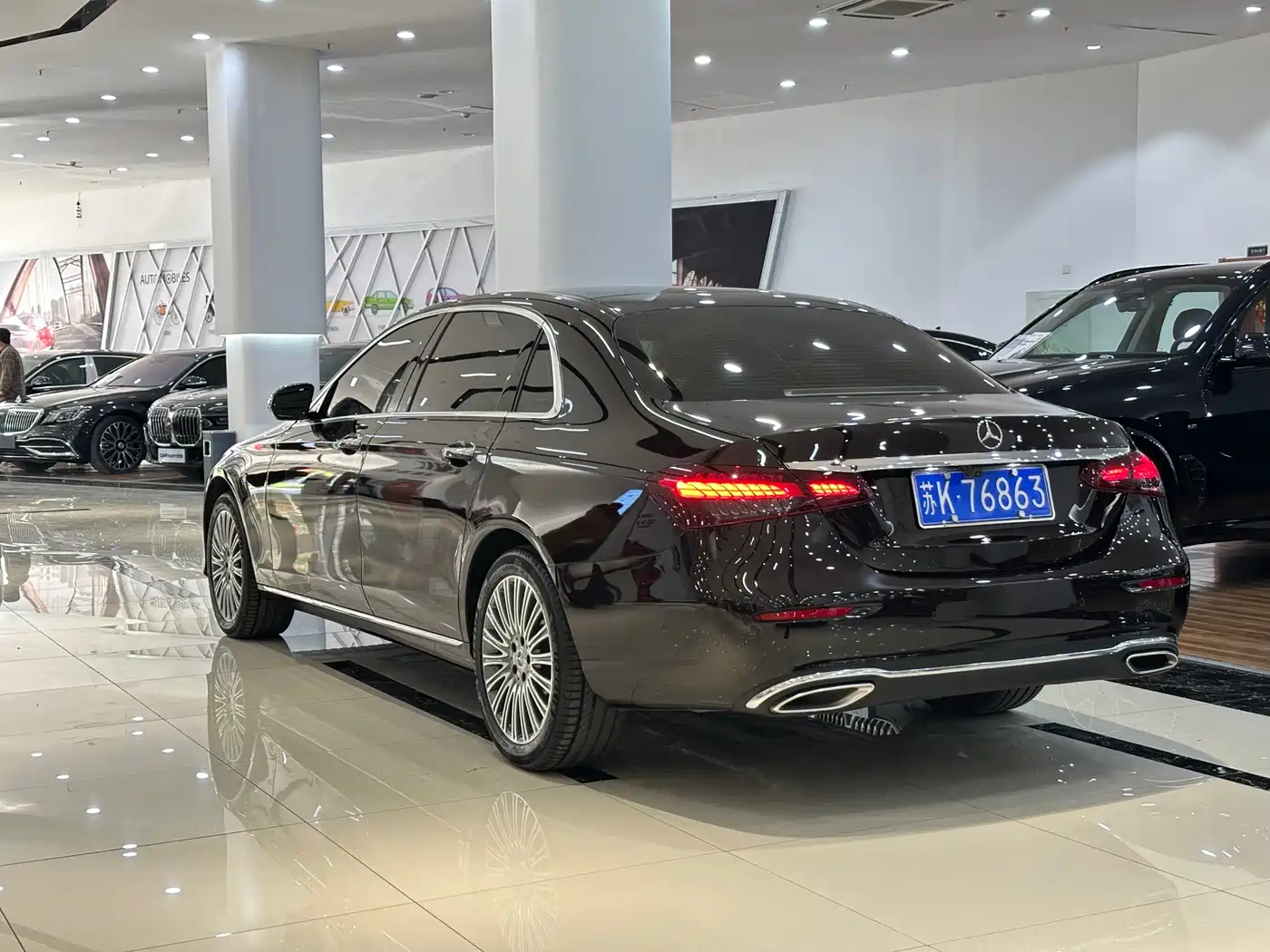 MERCEDES-BENZ E CLASS