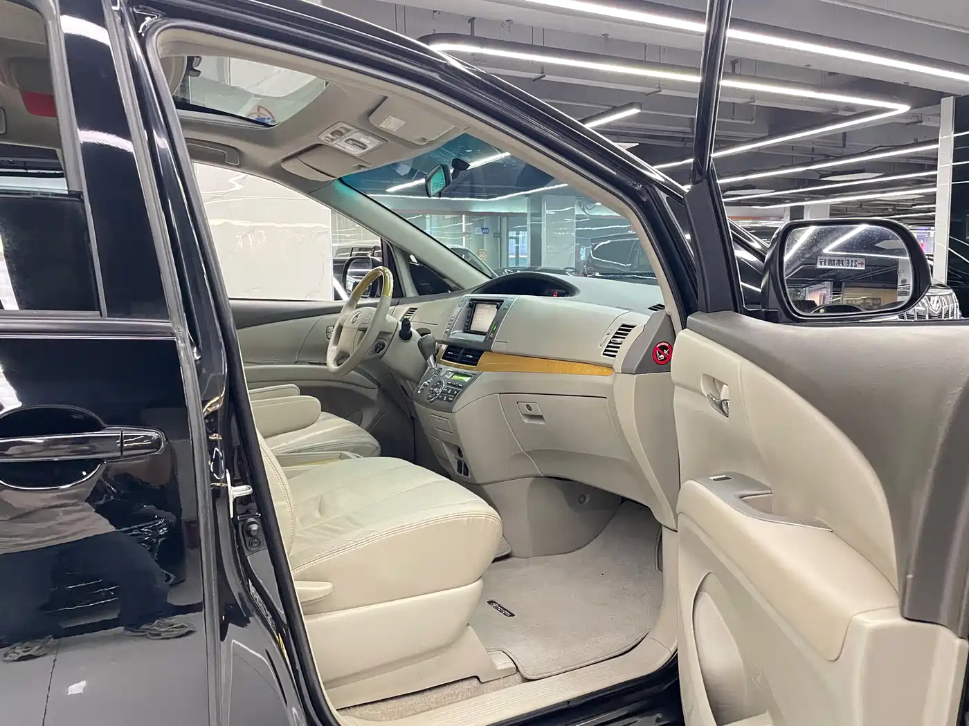 Toyota Previa 2007 3.5L 7-Seater Luxury фото 10