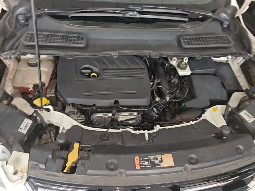 Фото 20 - Ford Kuga