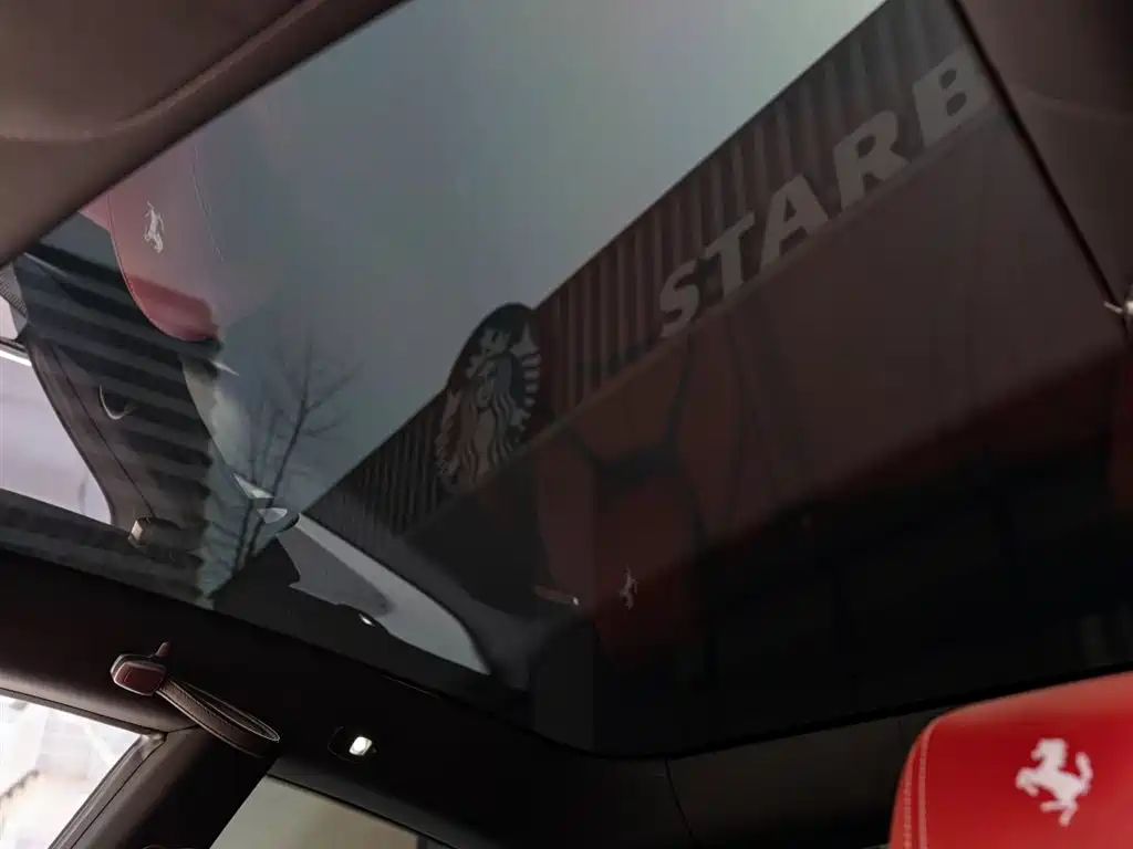 Ferrari GTC4Lusso 2019 2017 3.9T V8