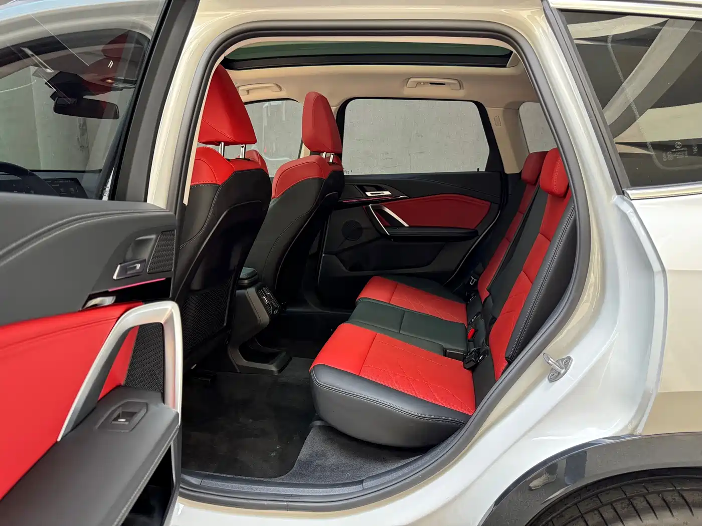 BMW X1 2023 sDrive20Li X Design Package фото 7
