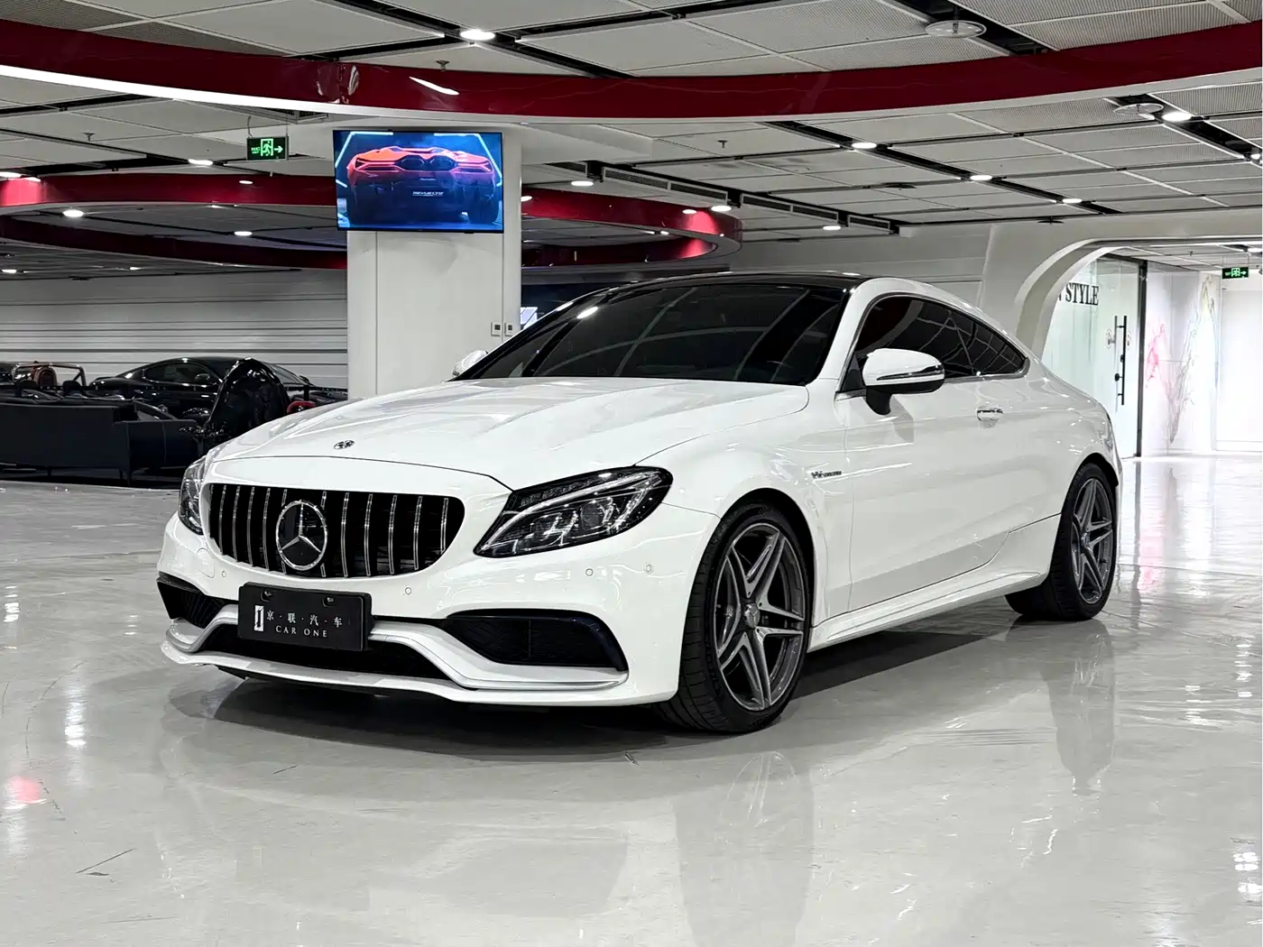 Mercedes-Benz C-Class AMG 2016 AMG C 63 Coupe фото 3