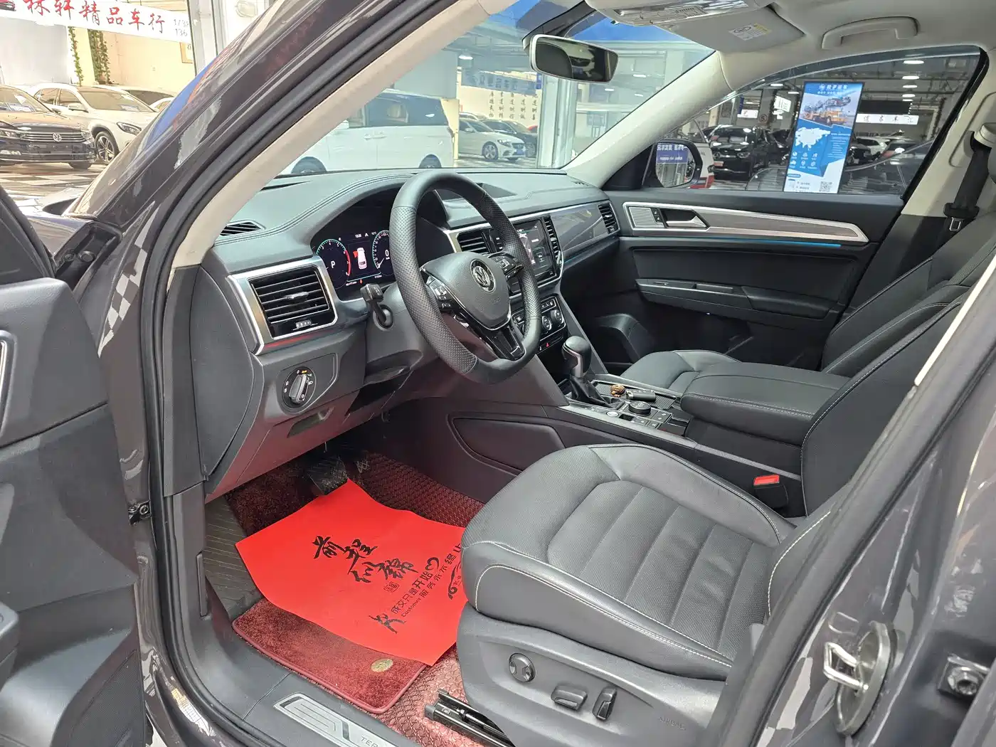 Volkswagen Teramont 2020 380TSI 4WD Luxury Edition China VI фото 10