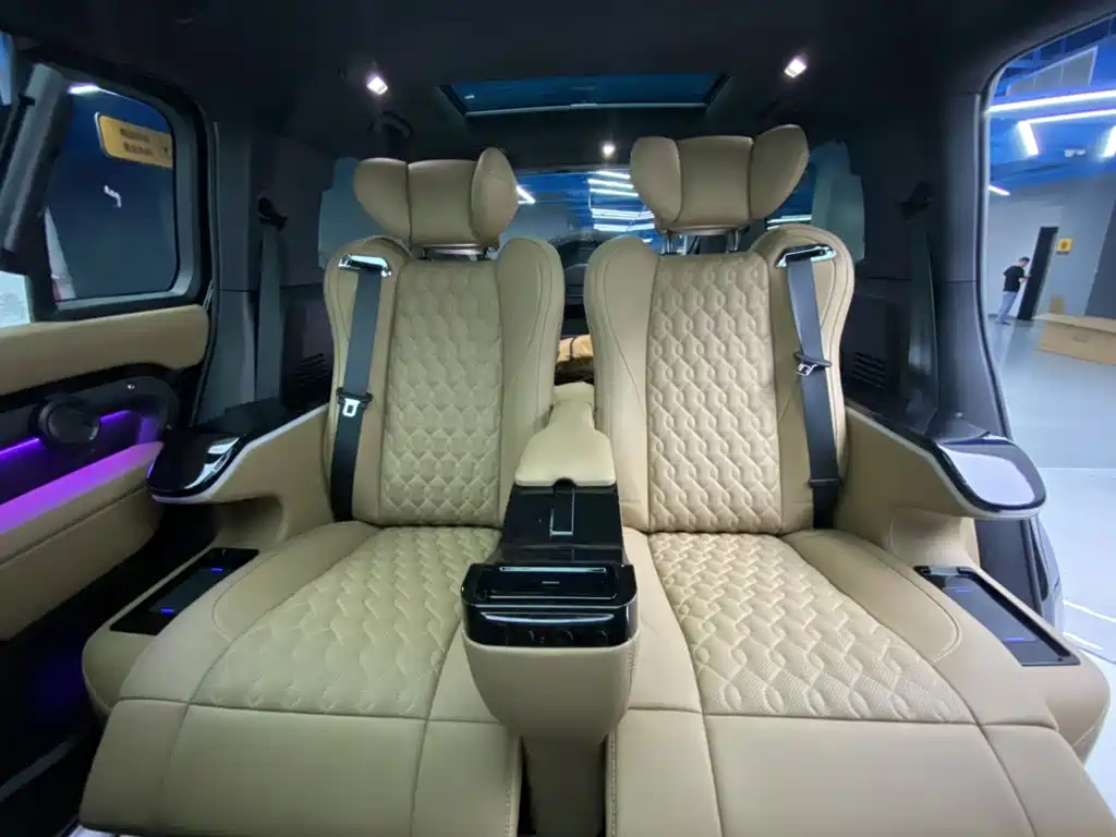 Land Rover Defender 2025 2025 130 3.0T P400 7-Seater Luxury Edition