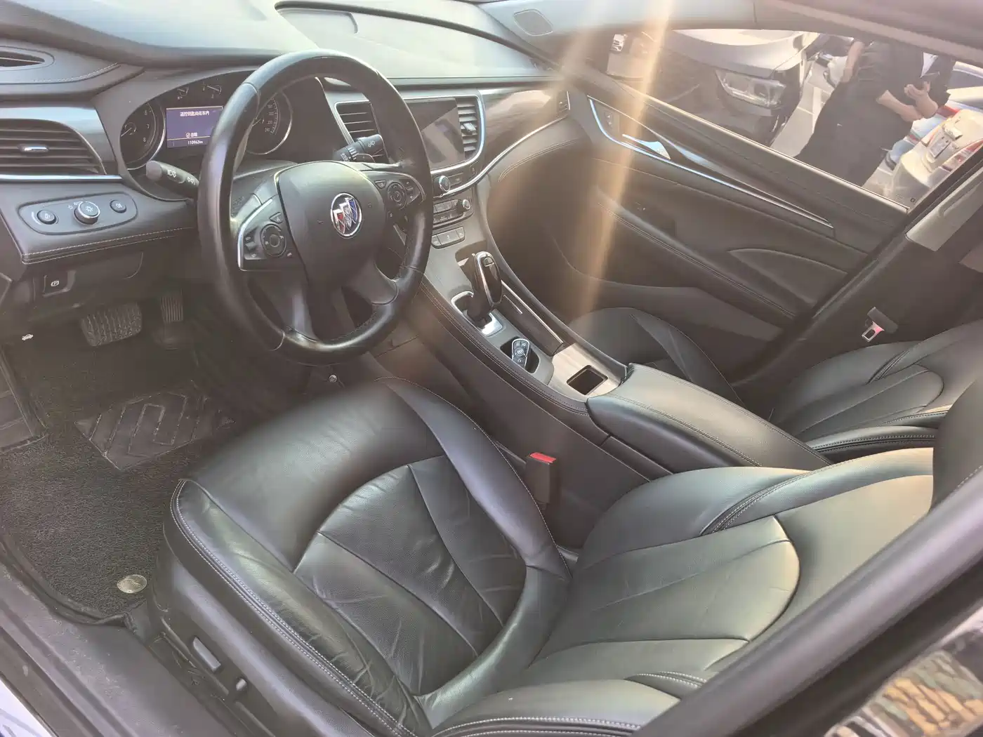 Buick LaCrosse 2019 28T Luxury Edition фото 7
