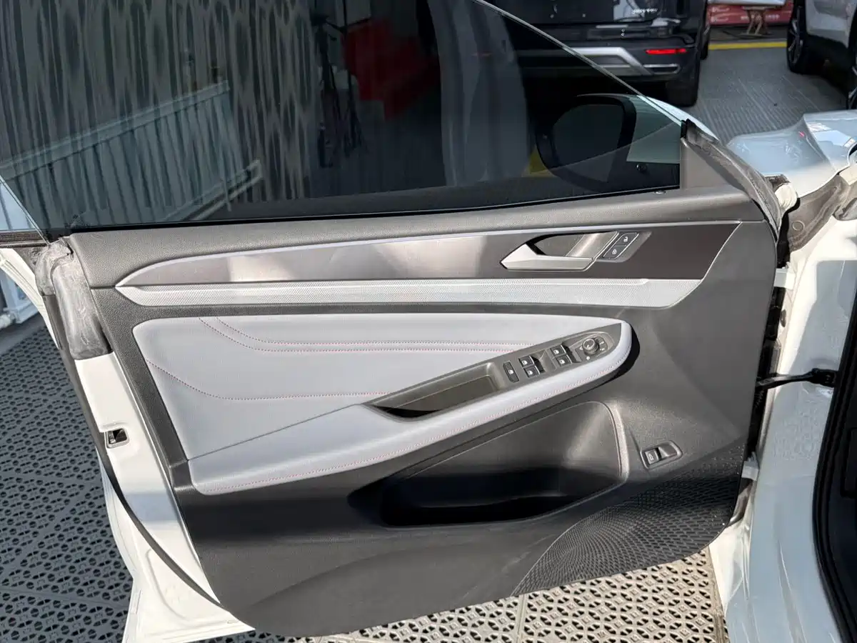 Volkswagen Lamando 2023 Lamando L 280TSI DSG Cool Edition фото 16