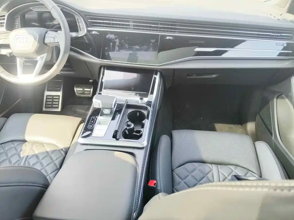 Audi SQ7 2024 2024 4.0 TFSI