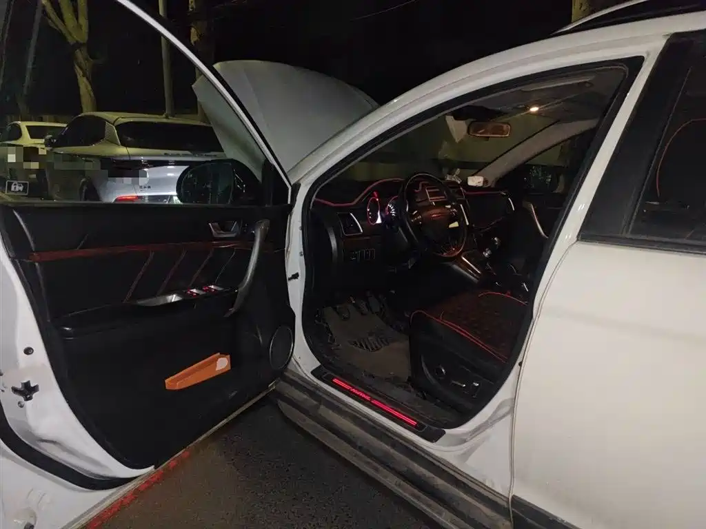 Haval H6 2015 Facelift Sport Edition 1.5T Manual 2WD Elite фото 14