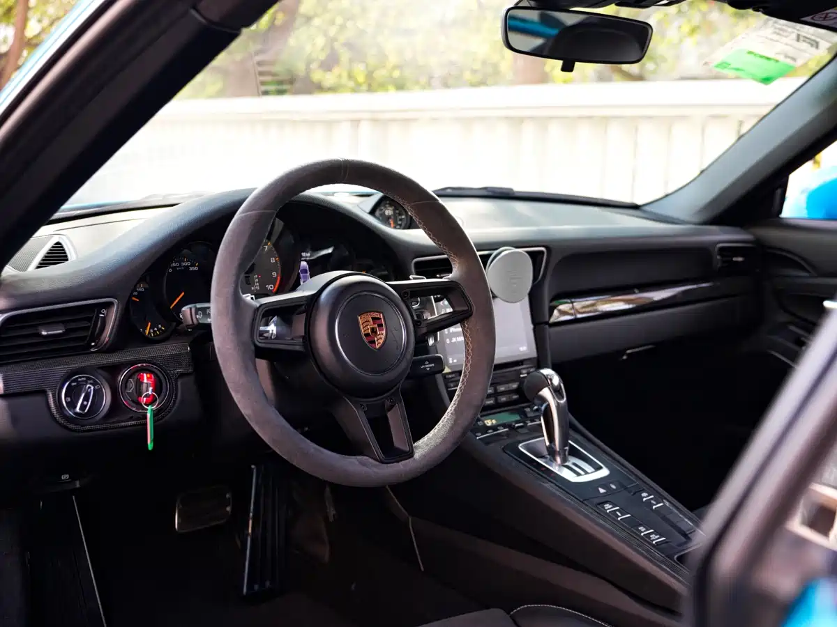 Porsche 911 2018 GT3 4.0L фото 9