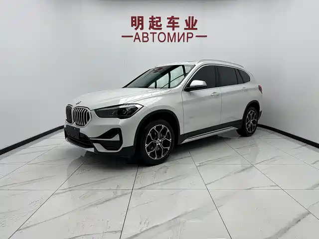 BMW X1 sDrive20Li, Стиль