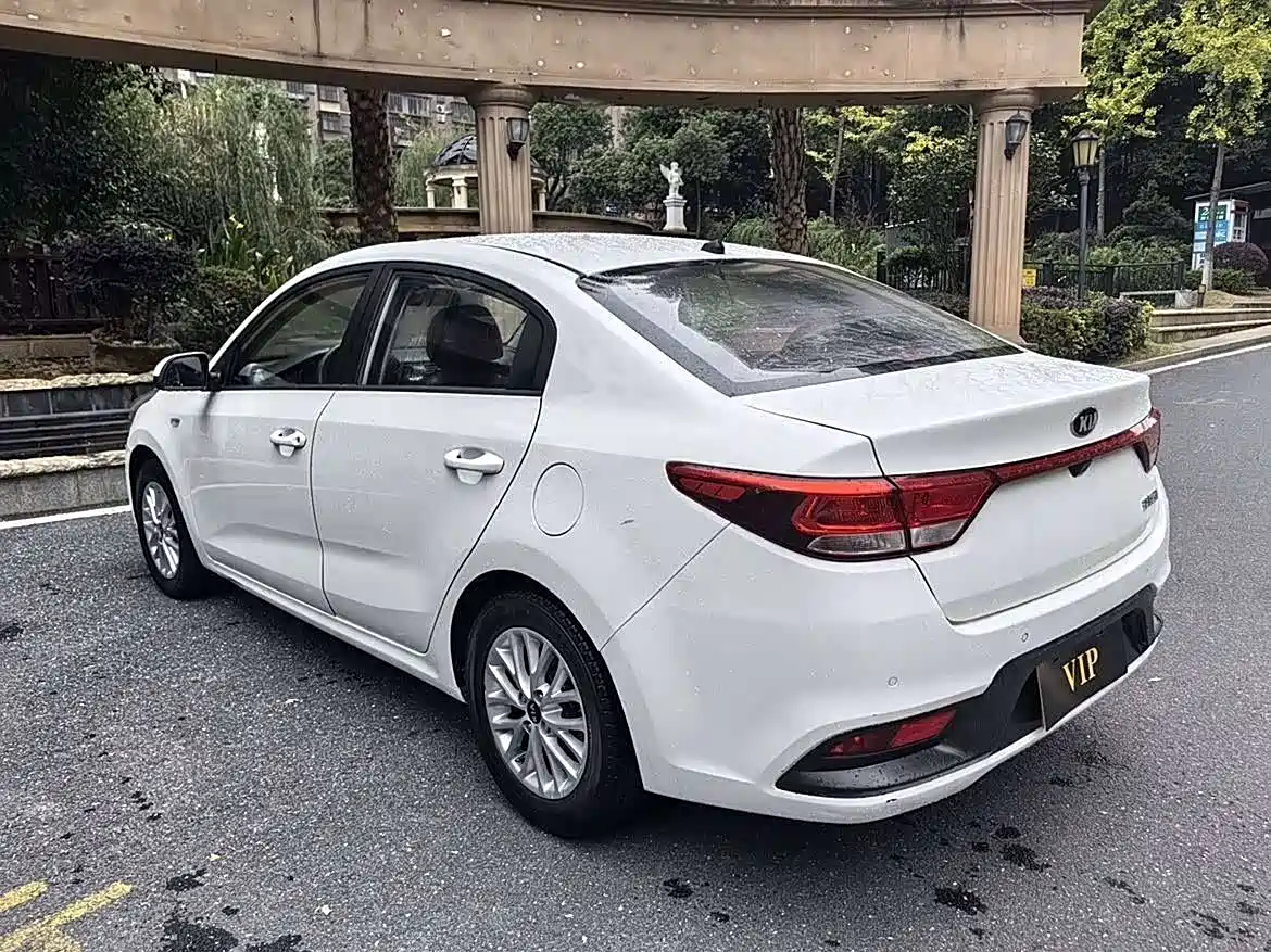 Kia K2 2019 Sedan 1.4L AT 15th Anniversary Special Edition GLS China V фото 6