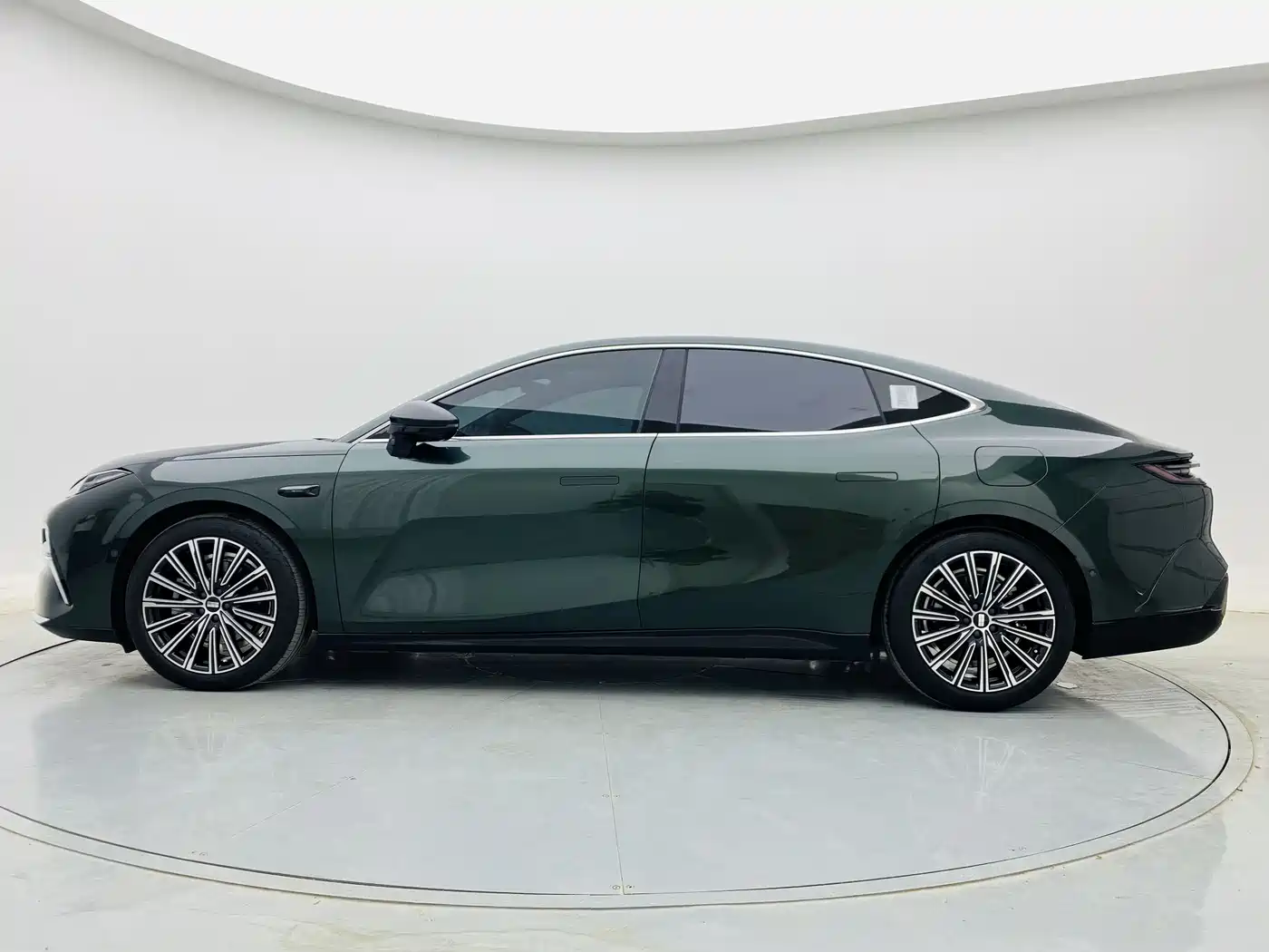 GEELY GALAXY GALAXY SPARKLE 8