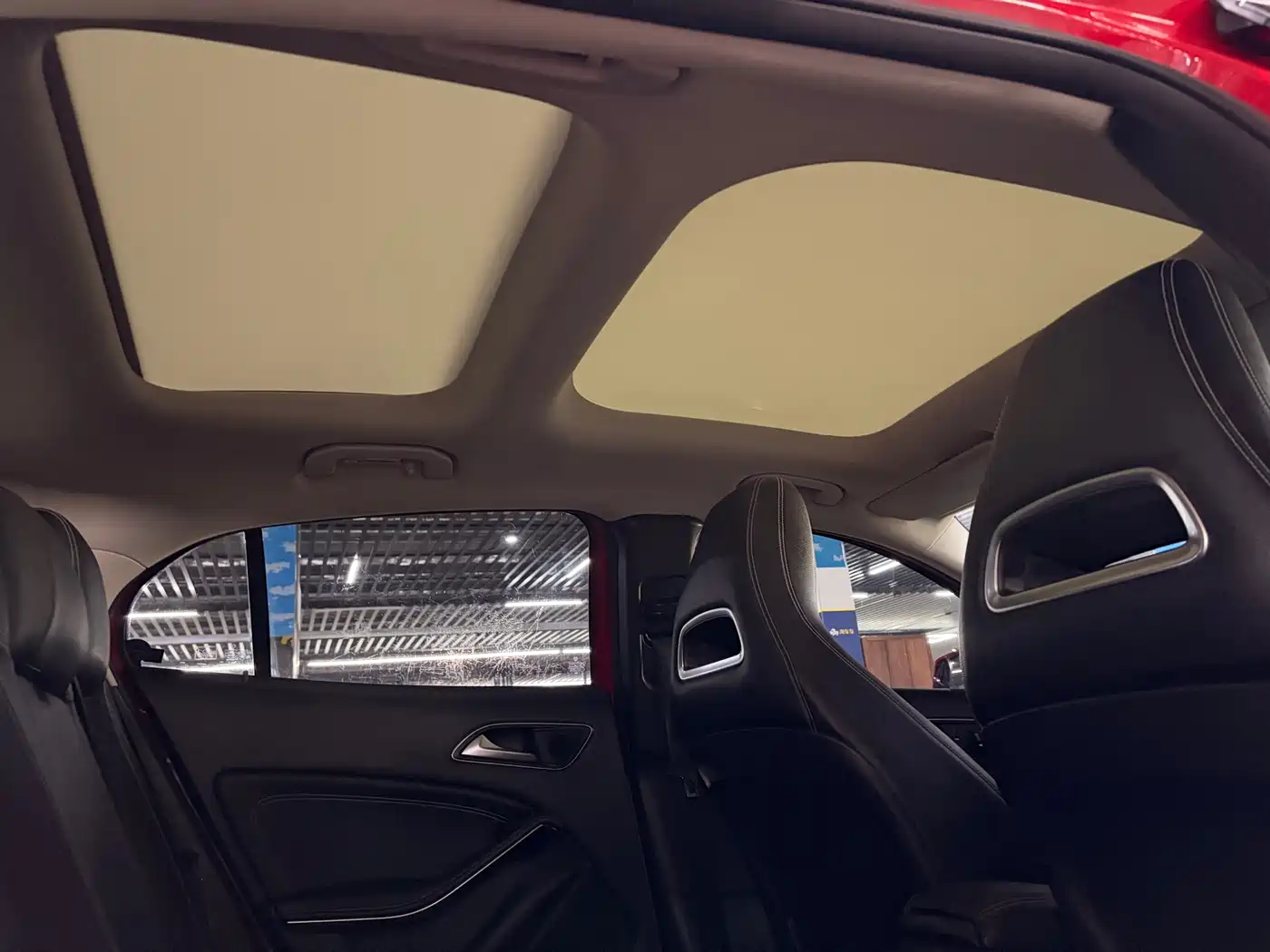 Mercedes-Benz GLA 2016 GLA 200 Dynamic фото 14